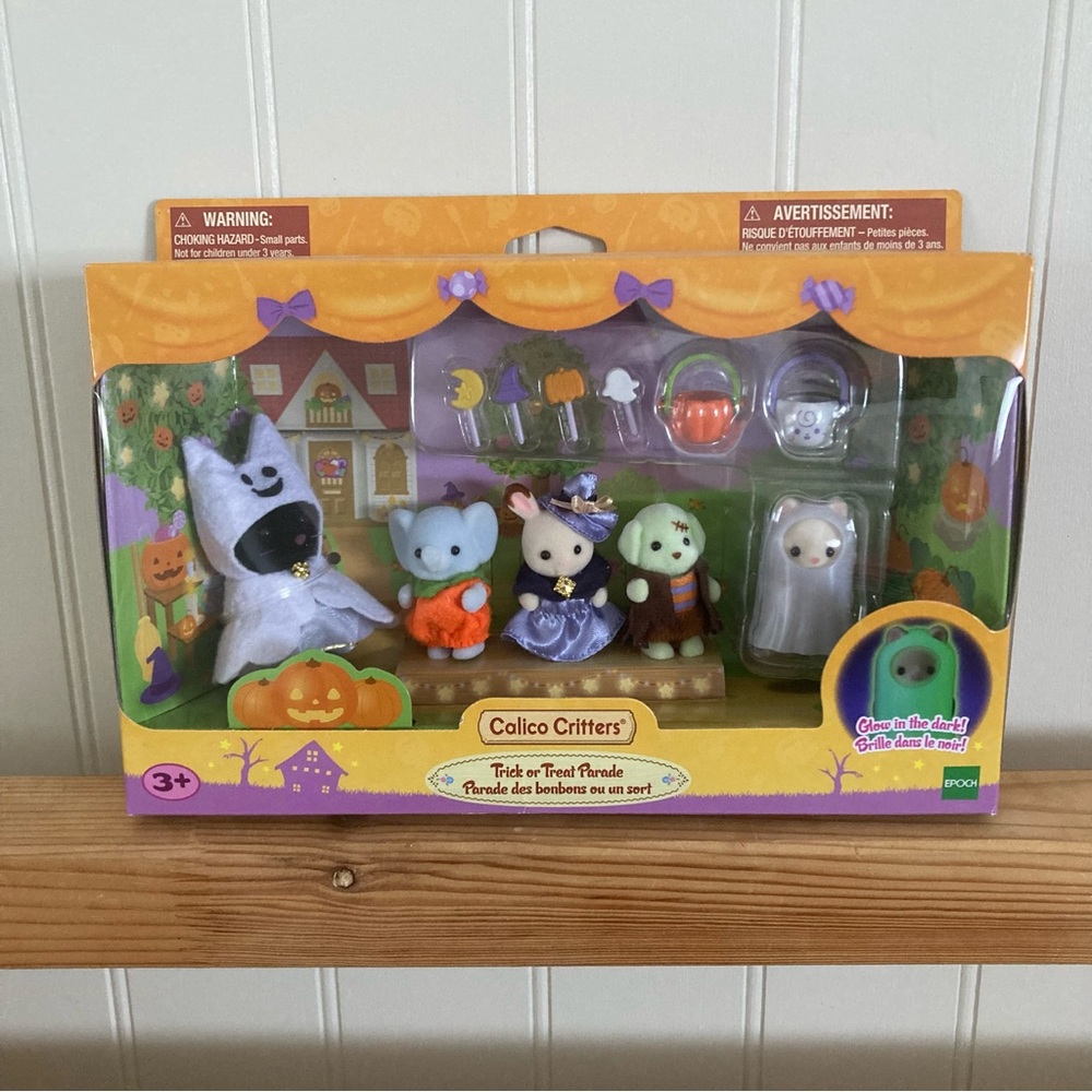Calico Critters Trick or Treat Parade